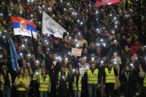 1759338649-Komemorativna-setnja-11-meseci-od-pada-nadstresnice-Foto-Amir-Hamzagic-Nova-rs-13-1024x683