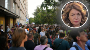 1759752070-1756312330-protest-peta-gimnazija-270825-foto-filip-kraincanic-nova-rs-16.jpg02-1024x576