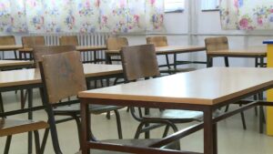 1756748159-скола-клупе-празне-кл.формат-авиф.wидтх-1200