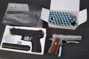 gasni-pistolji-foto-mup