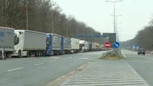 1769769985-kamioni-granica.format-avif.width-1200