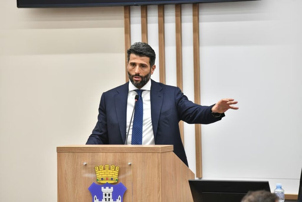 1770733817-sednica-skupstine-160.format-avif.width-1200-(1)