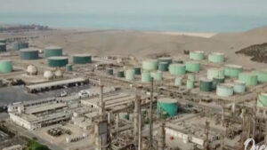 904z509-rafinerija-saudi-arabija-nafta-vi
