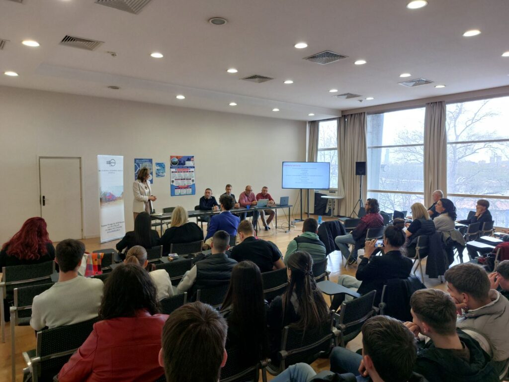 Конференција-МЛАДИ-И-СКОЛЕ-У-САОБРАЦАЈУ-Безбедност-и-едукација-