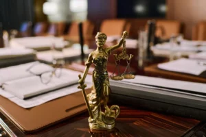 themis-statuette-with-sword-and-scales-2026-01-09-06-45-12-utc-1-1536x1024